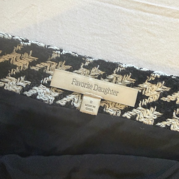 Favorite Daughter Black and White Houndstooth Mini Skirt - Picture 2 of 2